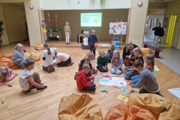 https://photos.app.goo.gl/WQBSDDc6CrGt2b4M8